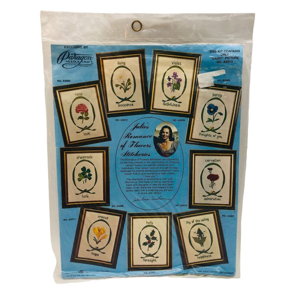 Vtg 70s Paragon Daisy Innocence Embroidery Kit Julie Nixon Eisenhower A5013 New